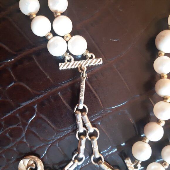 1960s 15" Lisner Faux Pearl & Aurora Borealis Crystal Vintage Necklace - Picture 9 of 16